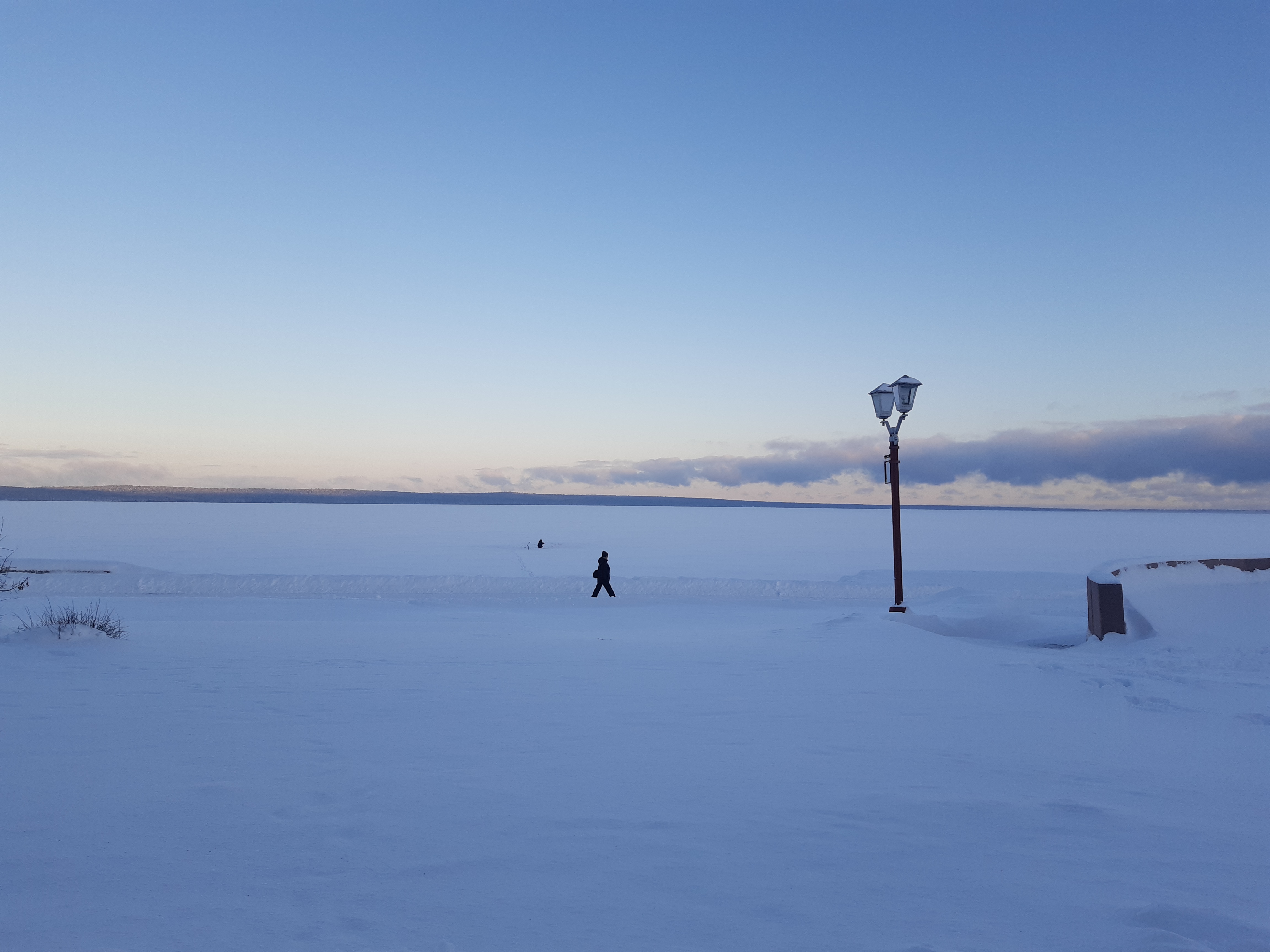 Набережная Онежского озера в Петрозаводске